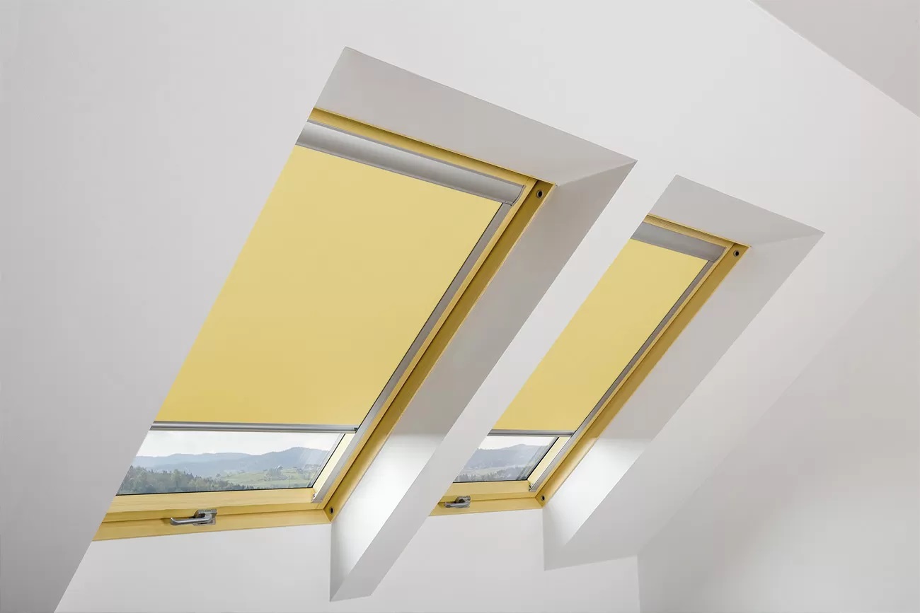 Штора FAKRO ARF-226 (группа 2) 94х118 черный