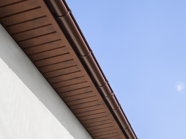 Софит металлический Grand Line центральная перфорация 0,45 PE с пленкой RAL 6005 зеленый мох