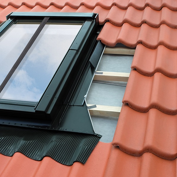 Оклад для профилированных кровельных покрытий FAKRO EZV для FTP (CH) 66х140