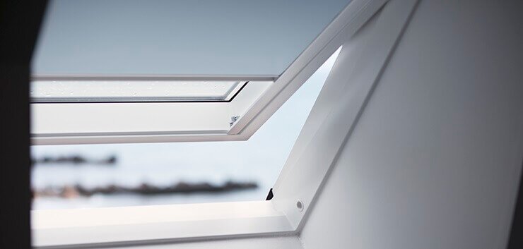 Штора затемняющая VELUX DKL-1025 78х118 белый