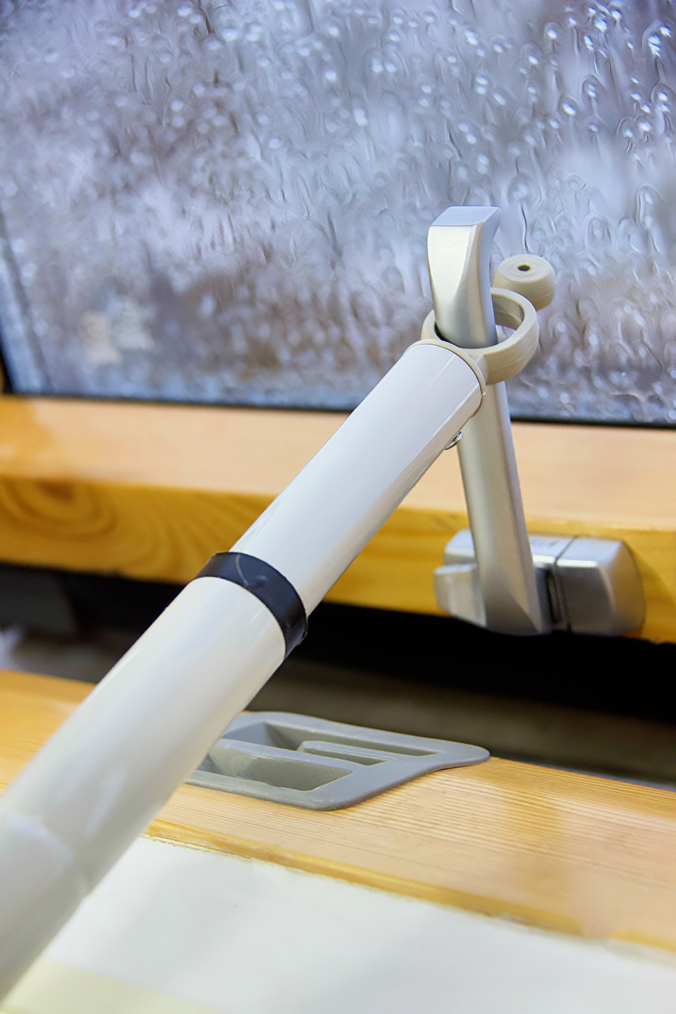 Стержень телескопический FAKRO ZST (СН) 211 см