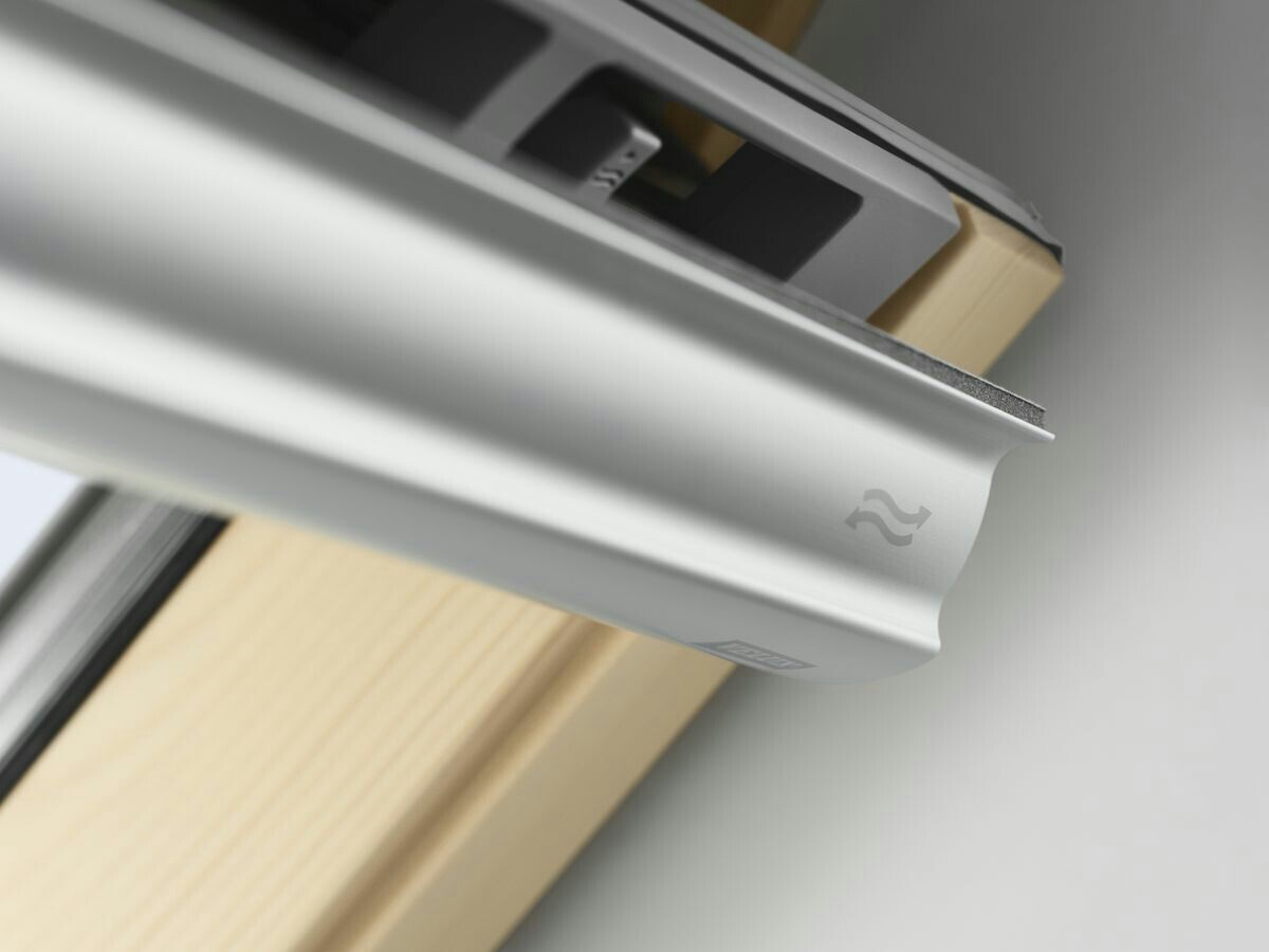 Окно мансардное VELUX GZL 1051 114x140 (однокамерное, ручка сверху)