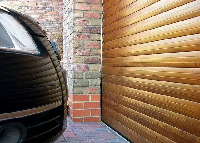 Автоматические роллетные ворота ALUTECH Prestige 3700x2700 мм