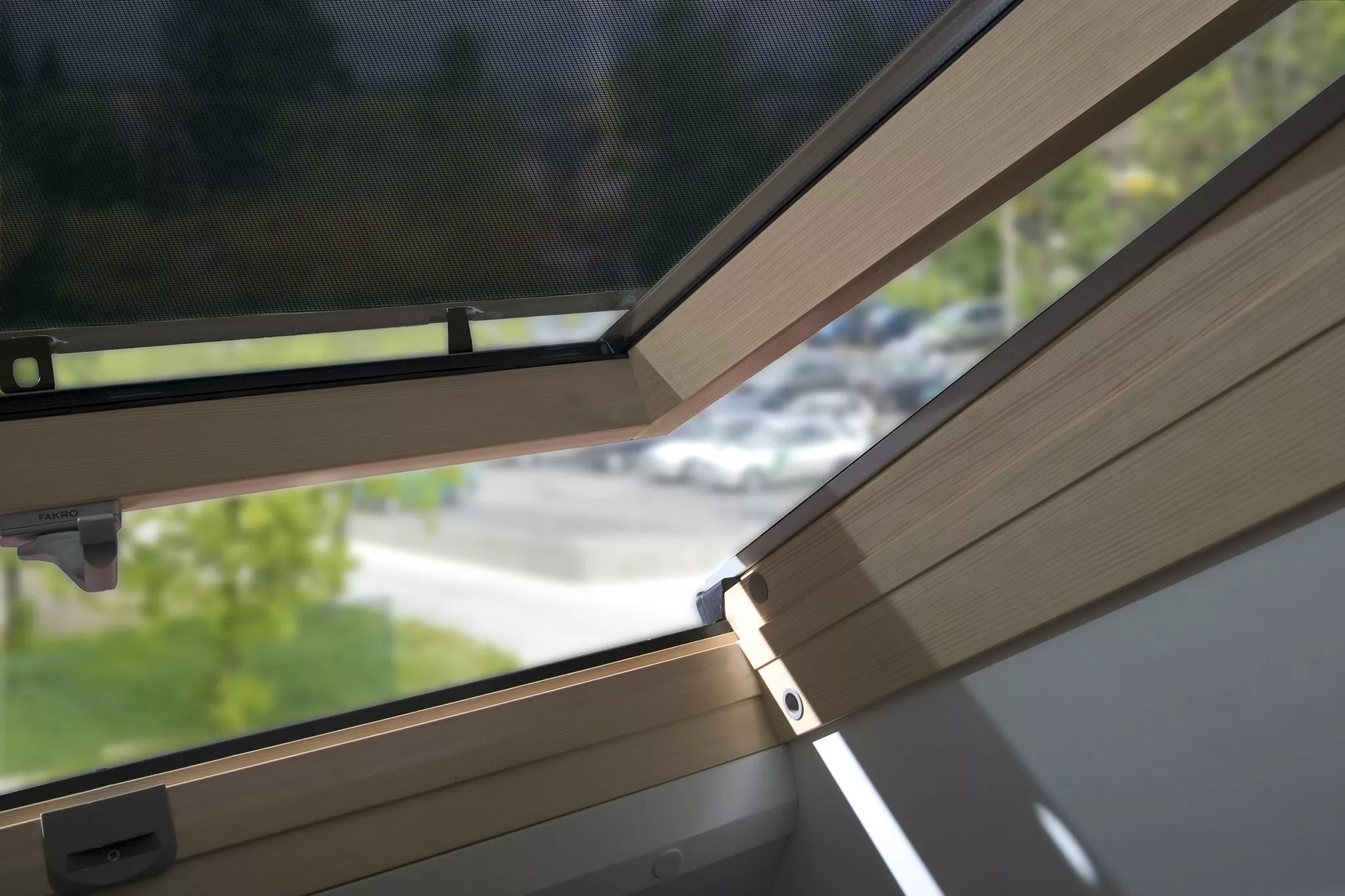 Маркиза FAKRO AMZ New Line (089) 78х160 серо-коричневый