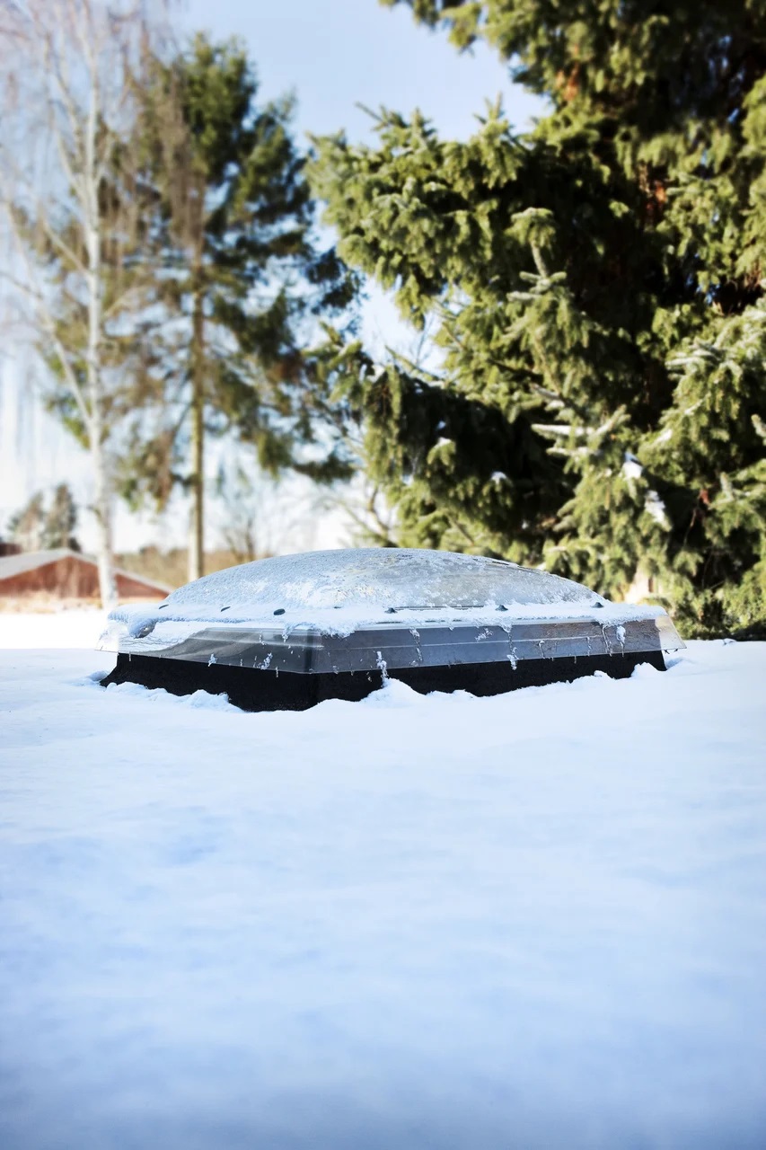 Фонарь зенитный VELUX CFP 0073 90x90 глухой