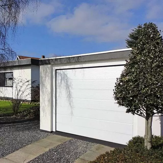 Секционные гаражные ворота ALUTECH Trend 2500x2000 мм