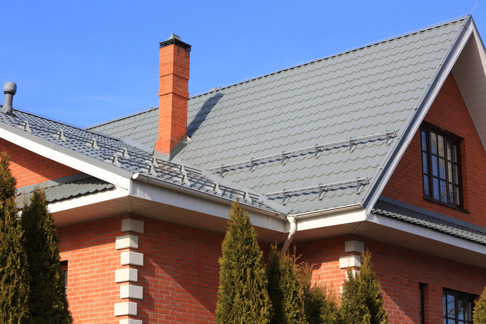 Снегозадержатель трубчатый Grand Line RAL 3003 1м