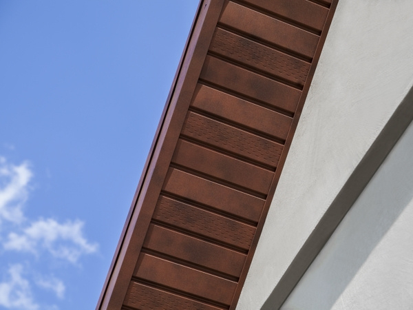 Софит металлический Grand Line центральная перфорация 0,45 PE с пленкой RAL 6005 зеленый мох