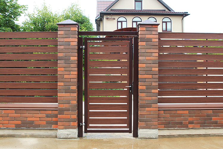 Калитка Жалюзи Texas 1,8х1 RAL 8017 без заполнения (ламель150 мм)