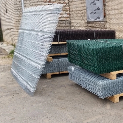 Столб для забора оцинкованный 2 метра